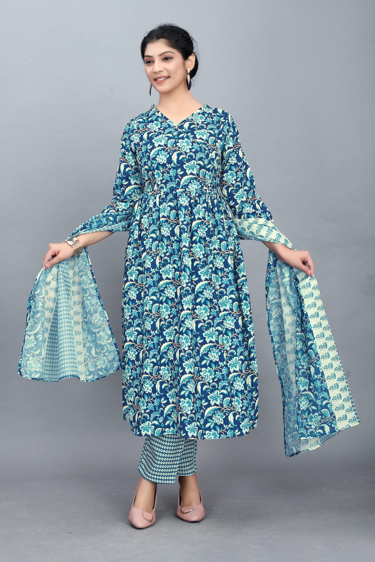Floral Anarkali Kurta Set Women