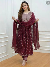 Nayra CutKurta Bottom & Dupatta Set