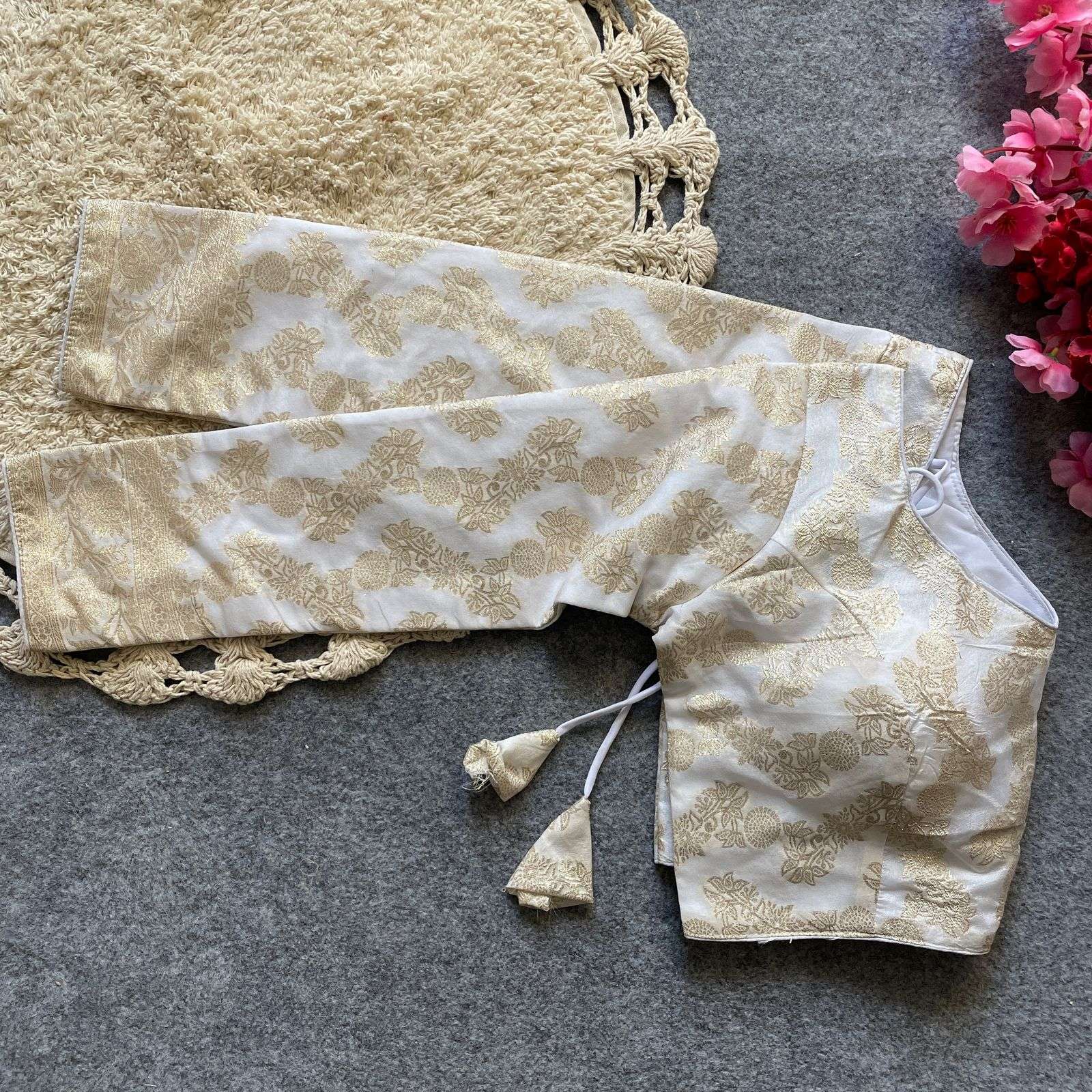 Off White DOLA SILK WEAVING DESIGN Blouse