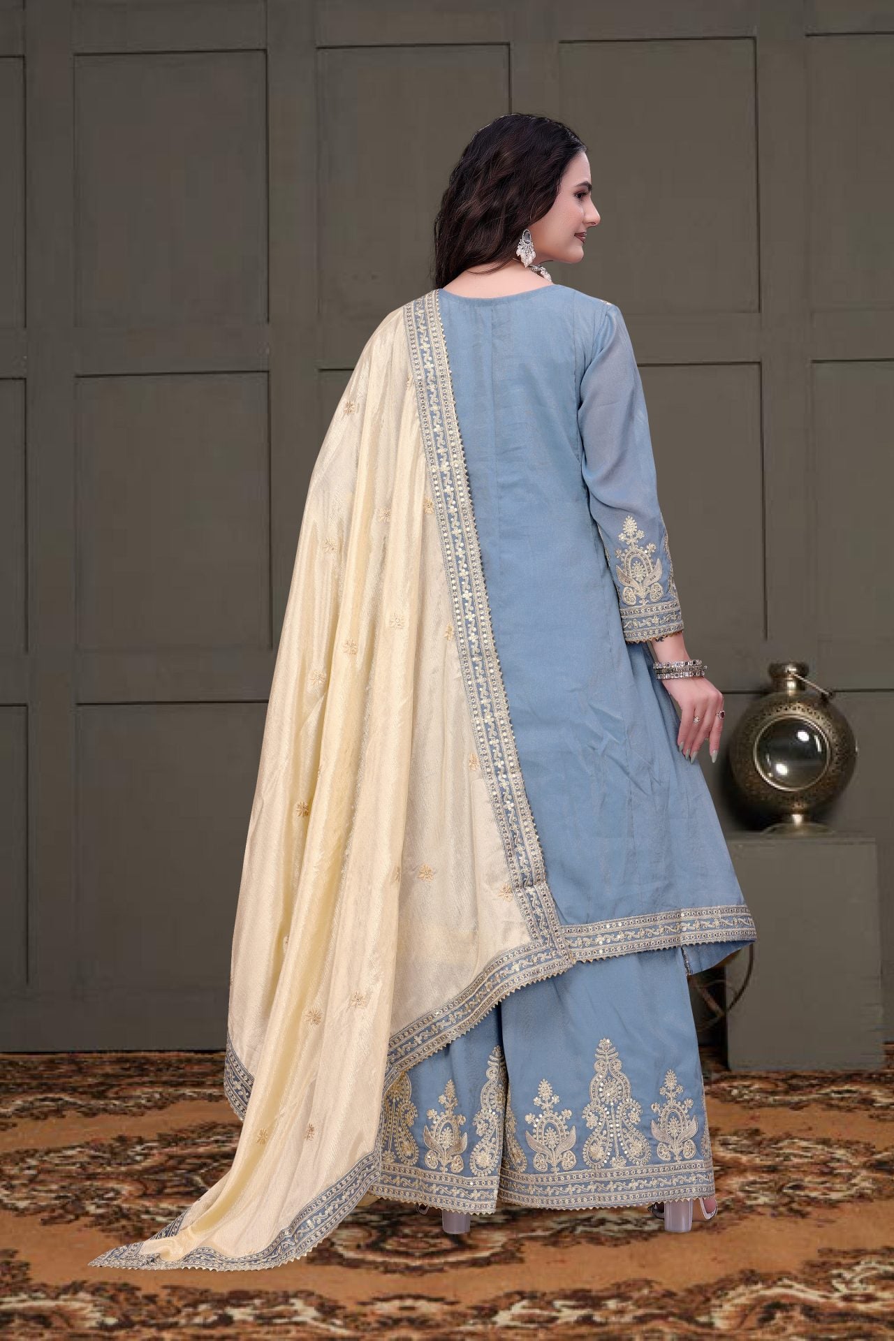 A Line Heavy Plazo Suit