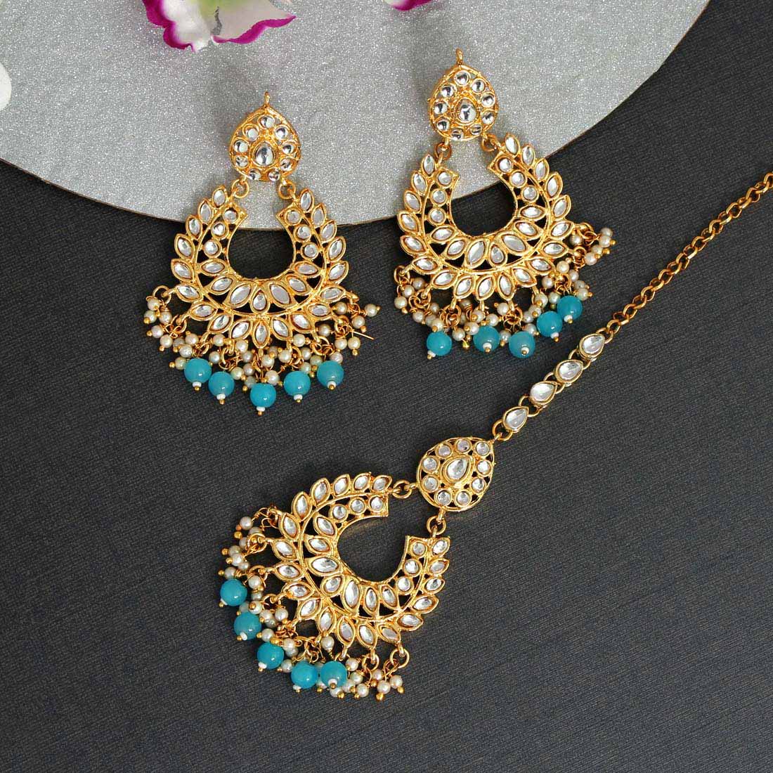 Maang Tikka Earrings Set