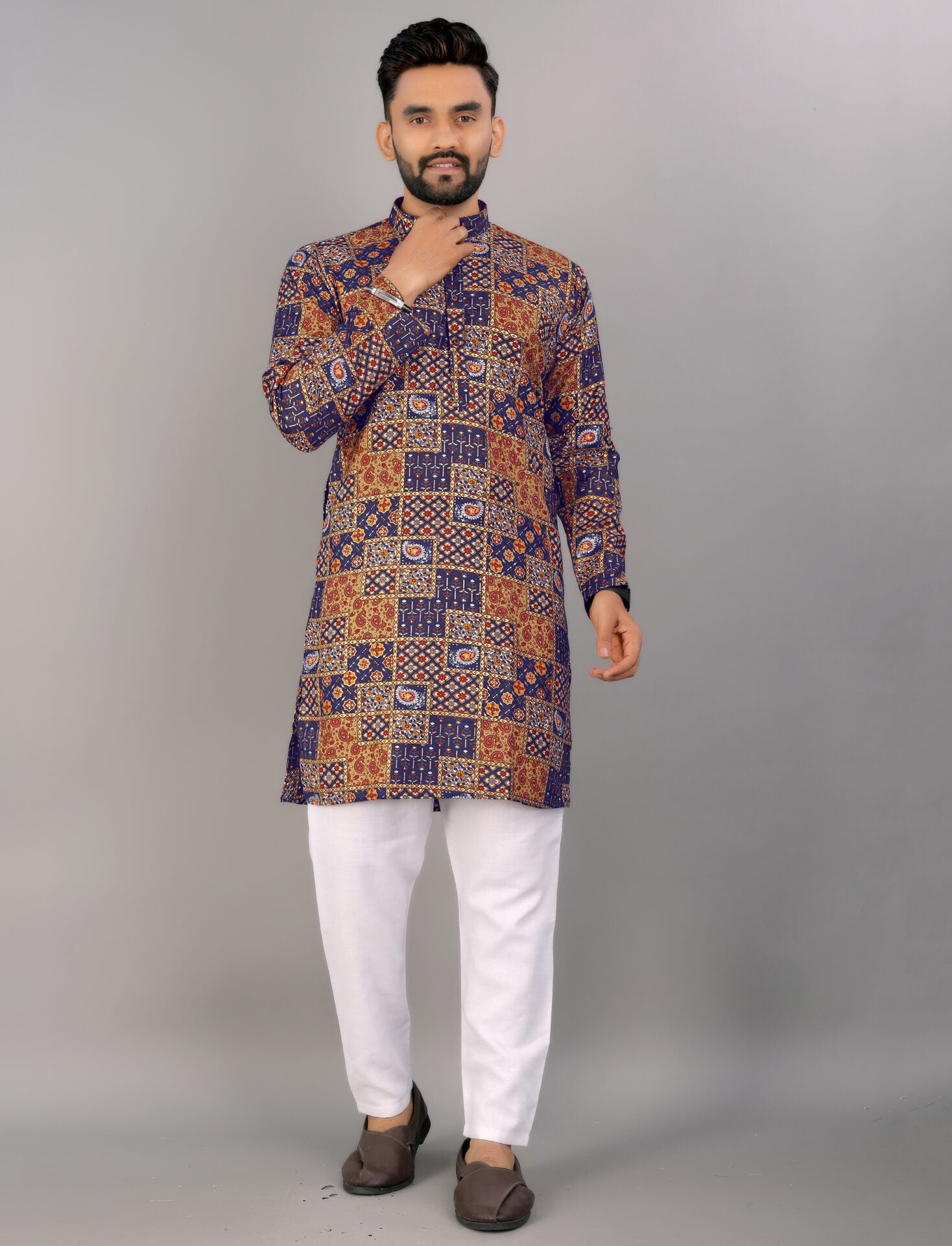 Printed kurta with foil print