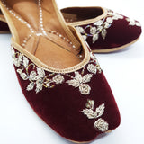 Maroon Embroidery Jutti / Majori