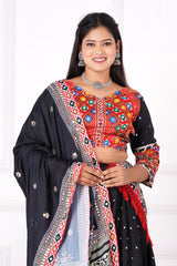 Red Heavy Sequins Work Sharara Suit4