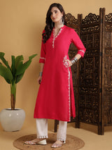 Solid Straight 3/4 Sleeves V-Neck Kurta