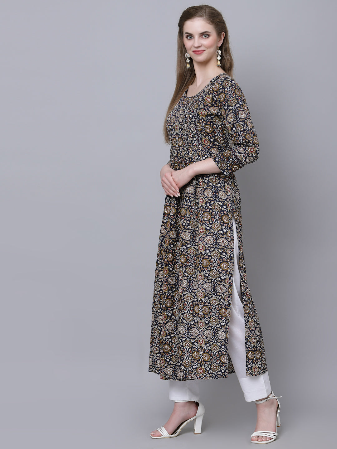 Printed kurta with Pants &amp; Dupatta