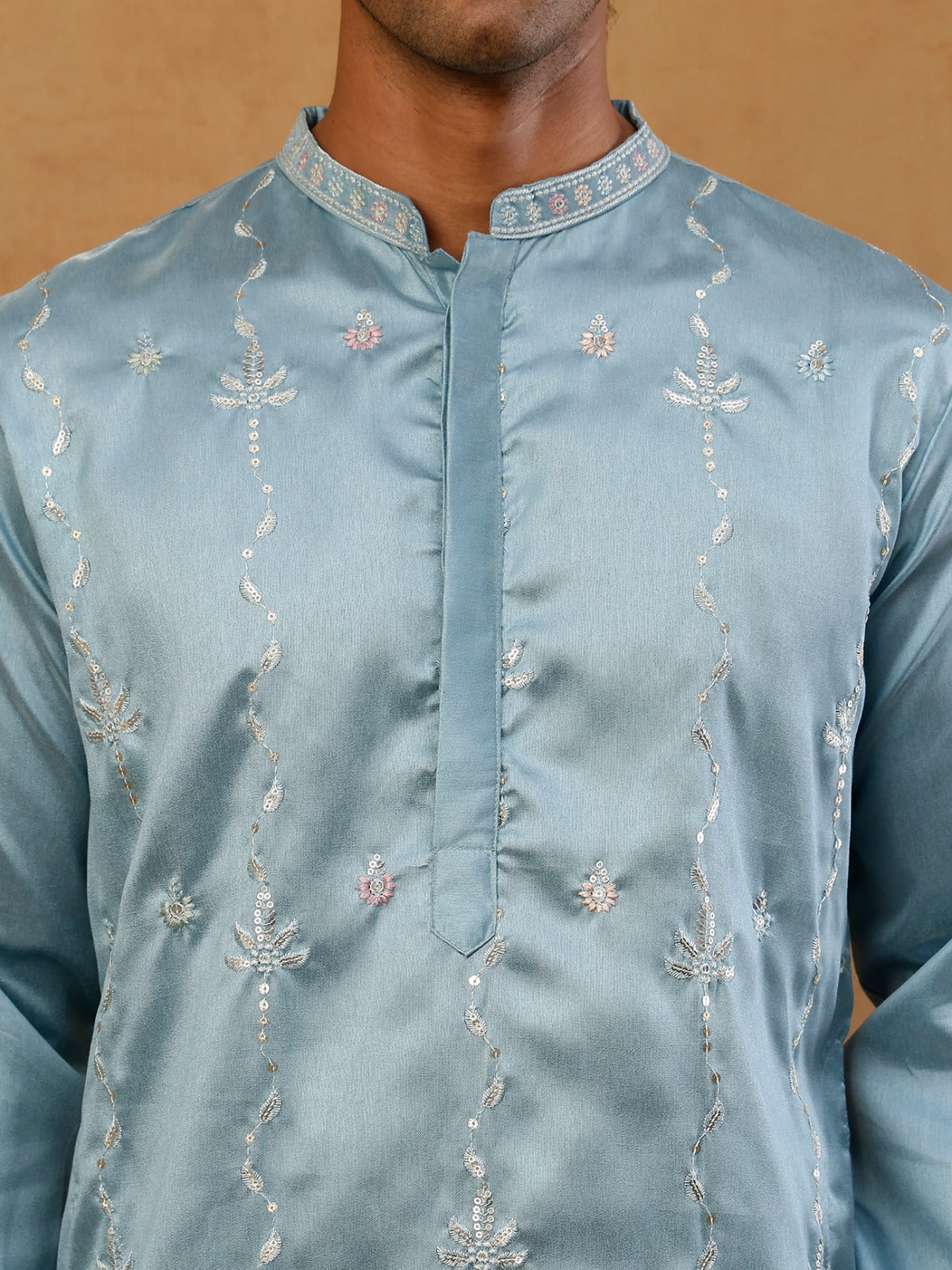 Blue Men's Silk Blend Embroidered Kurta