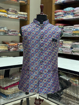 Men Embroidered Nehru Jacket