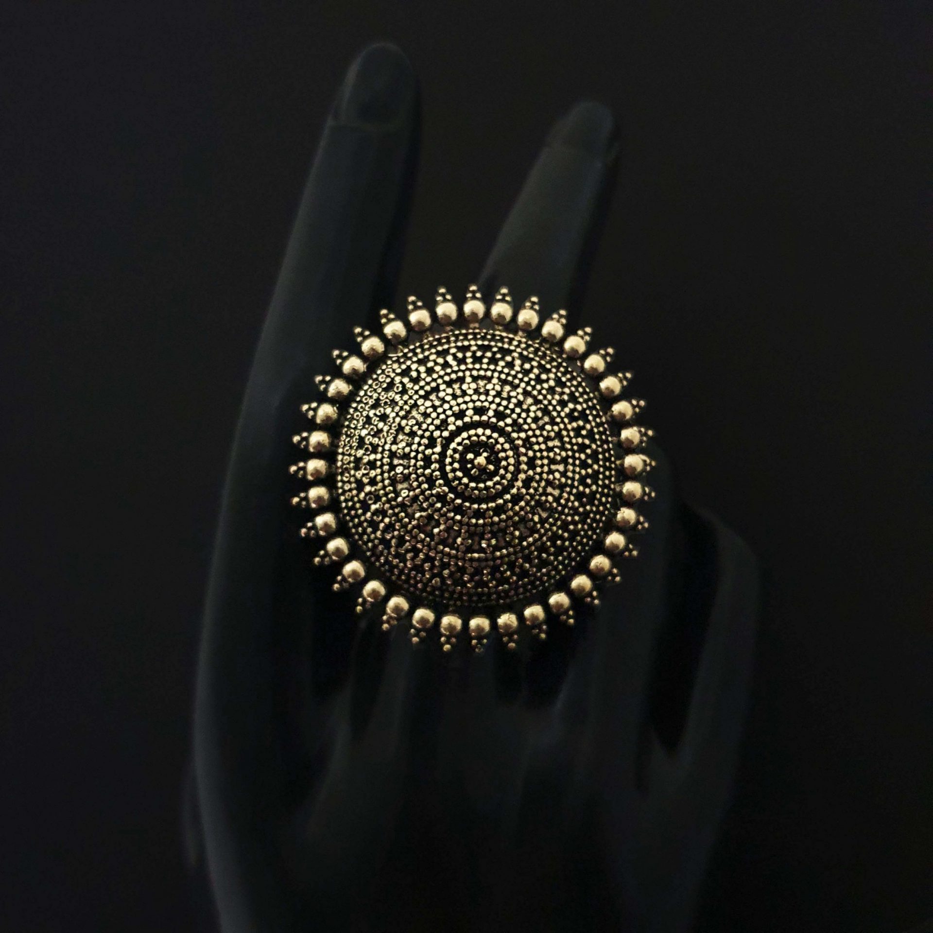 Oxidised Ring - 4 cm