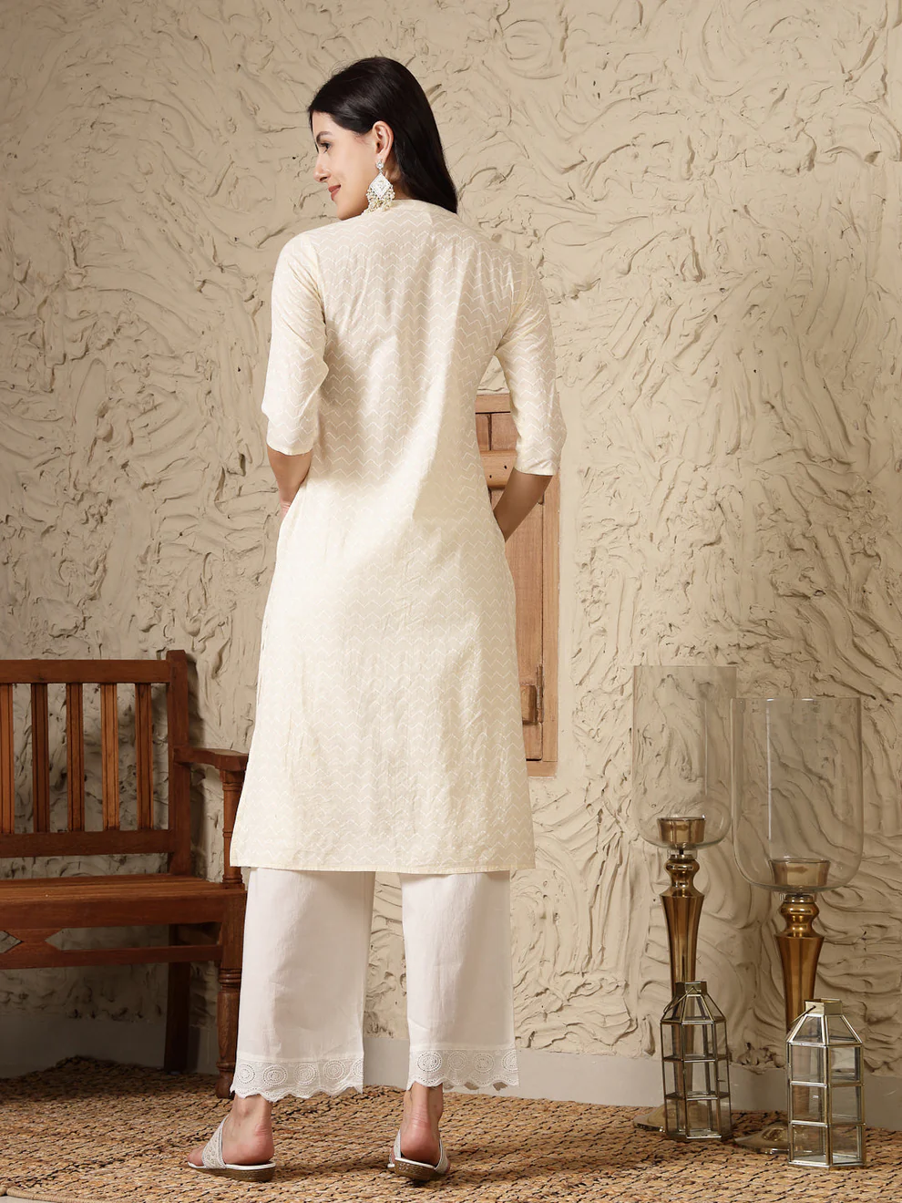 Cream Embroidered Cotton A-Line Kurta - Image 3