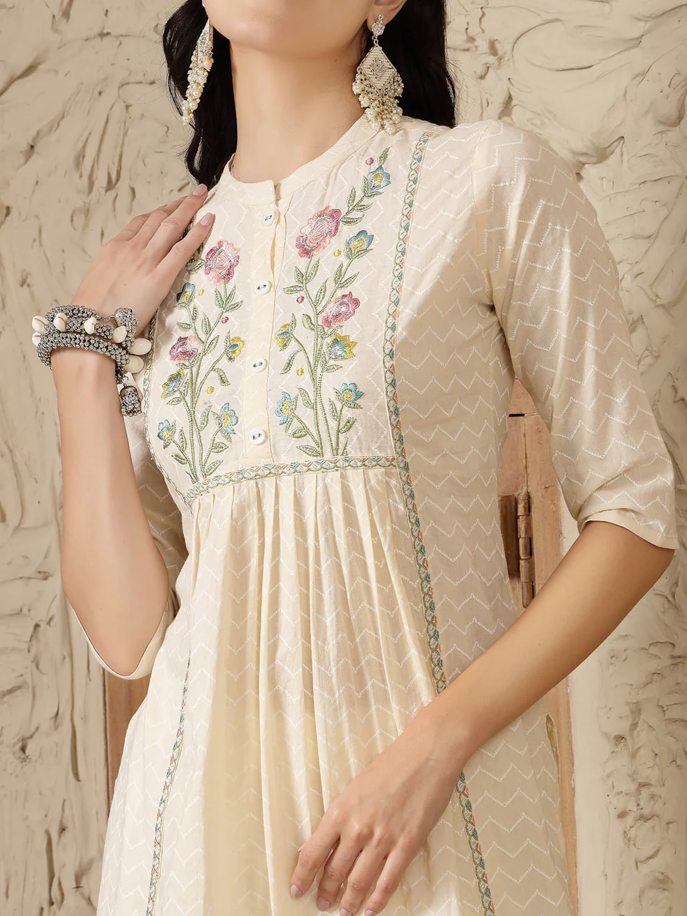 Cream Embroidered Cotton A-Line Kurta - Image 5